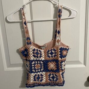 size m american eagle crocheted tank top